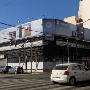 E13026 / Del Libertador, Av. 885 y Melo, Carlos Francisco