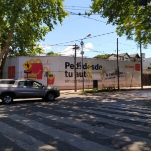E589 / Del Libertador, Av. 3698 y Uruguay