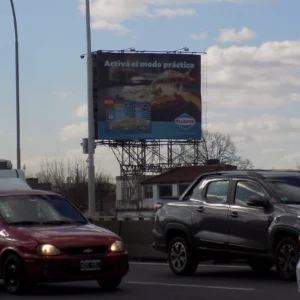 E7428 / Paz, Gral., Av. 9220 y Tinogasta