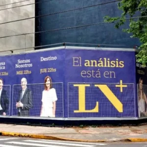 E21908 / Alvarez, Julián Av. y Castillo